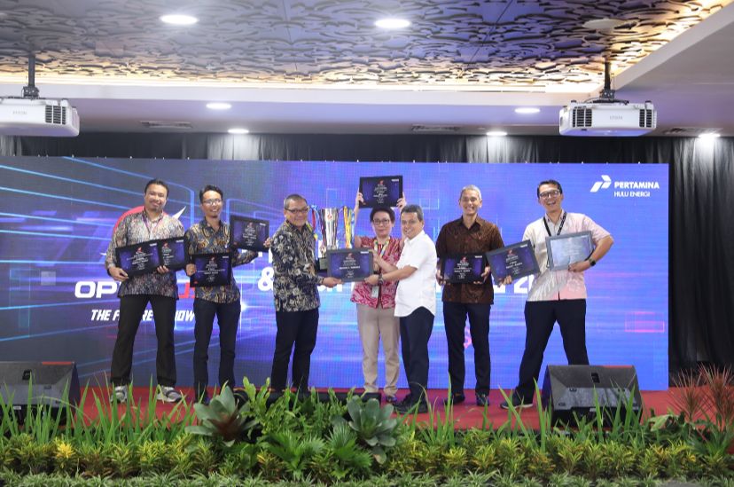  PHR Regional Sumatera meraih Best of The Best Optimus Award 2022 ditambah menyabet 8 penghargaan lainnya dari total 13 penghargaan yang diserahkan langsung oleh Direktur Utama PHE, Wiko Migantoro, di PHE Tower, Jakarta, Rabu (1/3/2023).(FOTO/PHR)